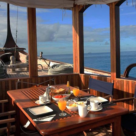 Crown Beach Villas -Private Beach Dhiffushi Exterior foto