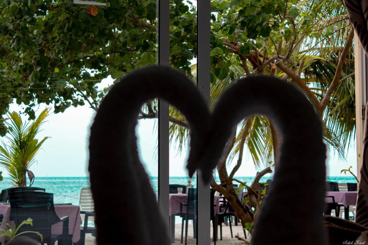 Crown Beach Villas -Private Beach Dhiffushi Exterior foto